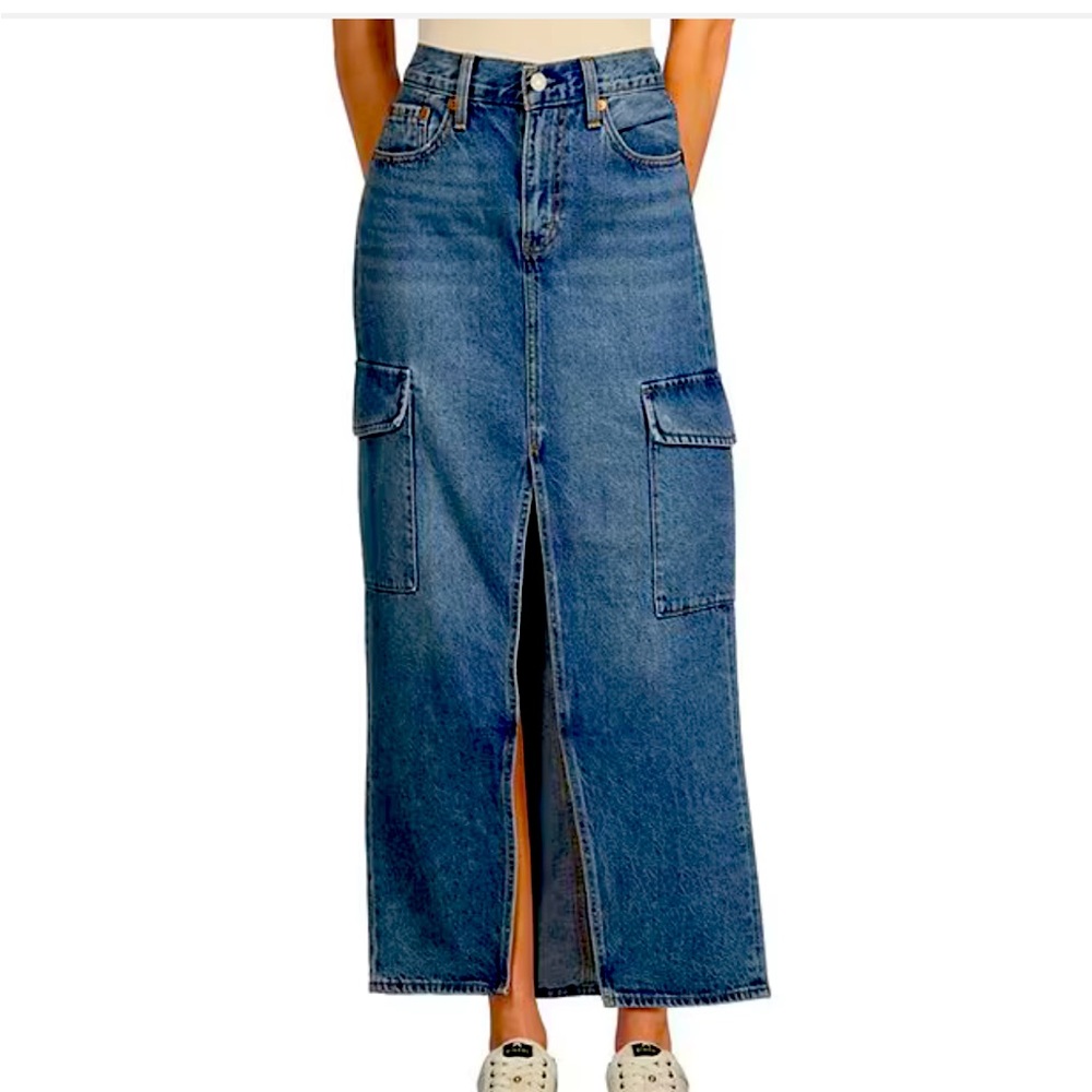 NWT Levi’s Cargo Skirt